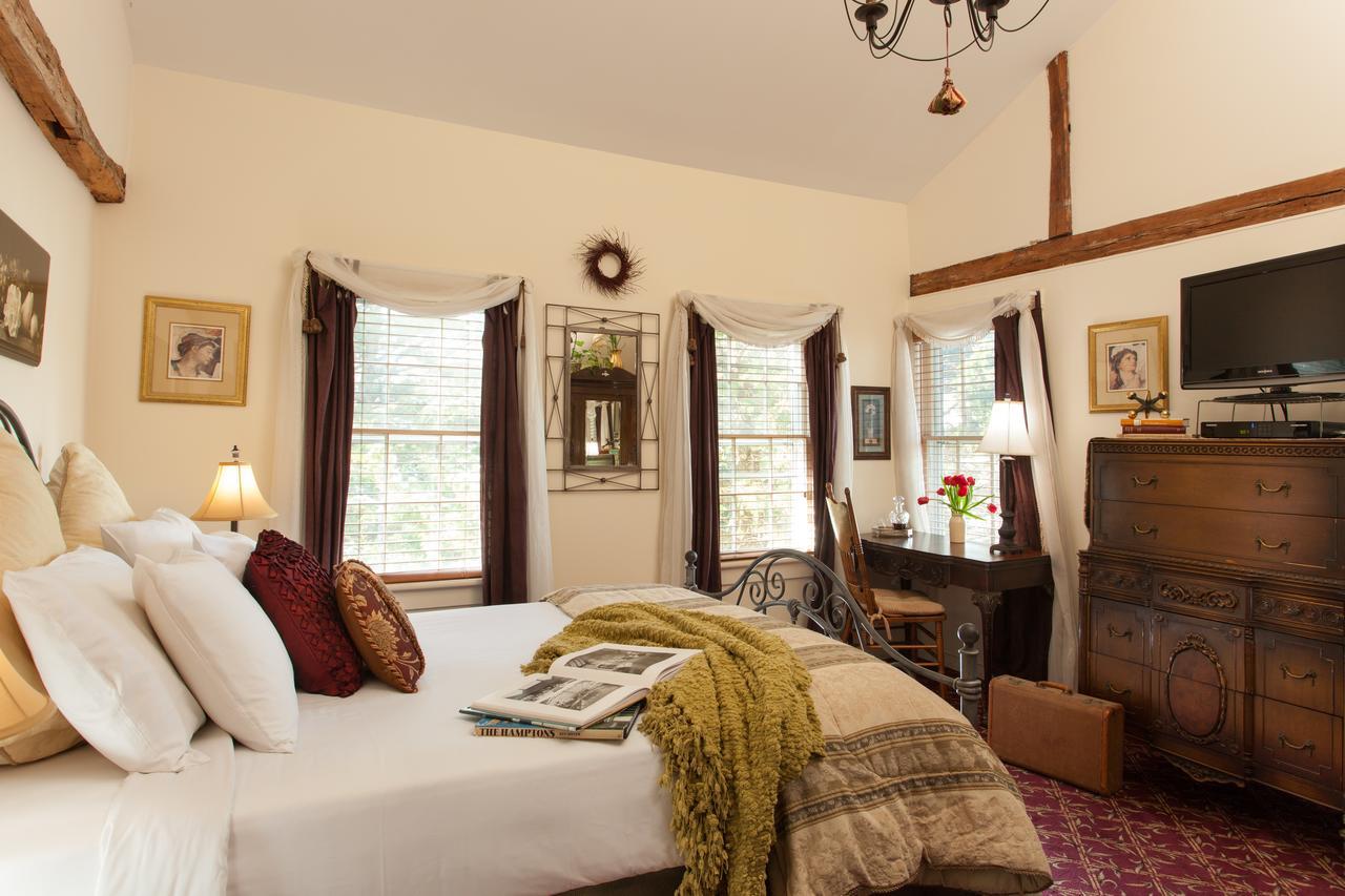 A Butlers Manor Bed and Breakfast Southampton Eksteriør billede