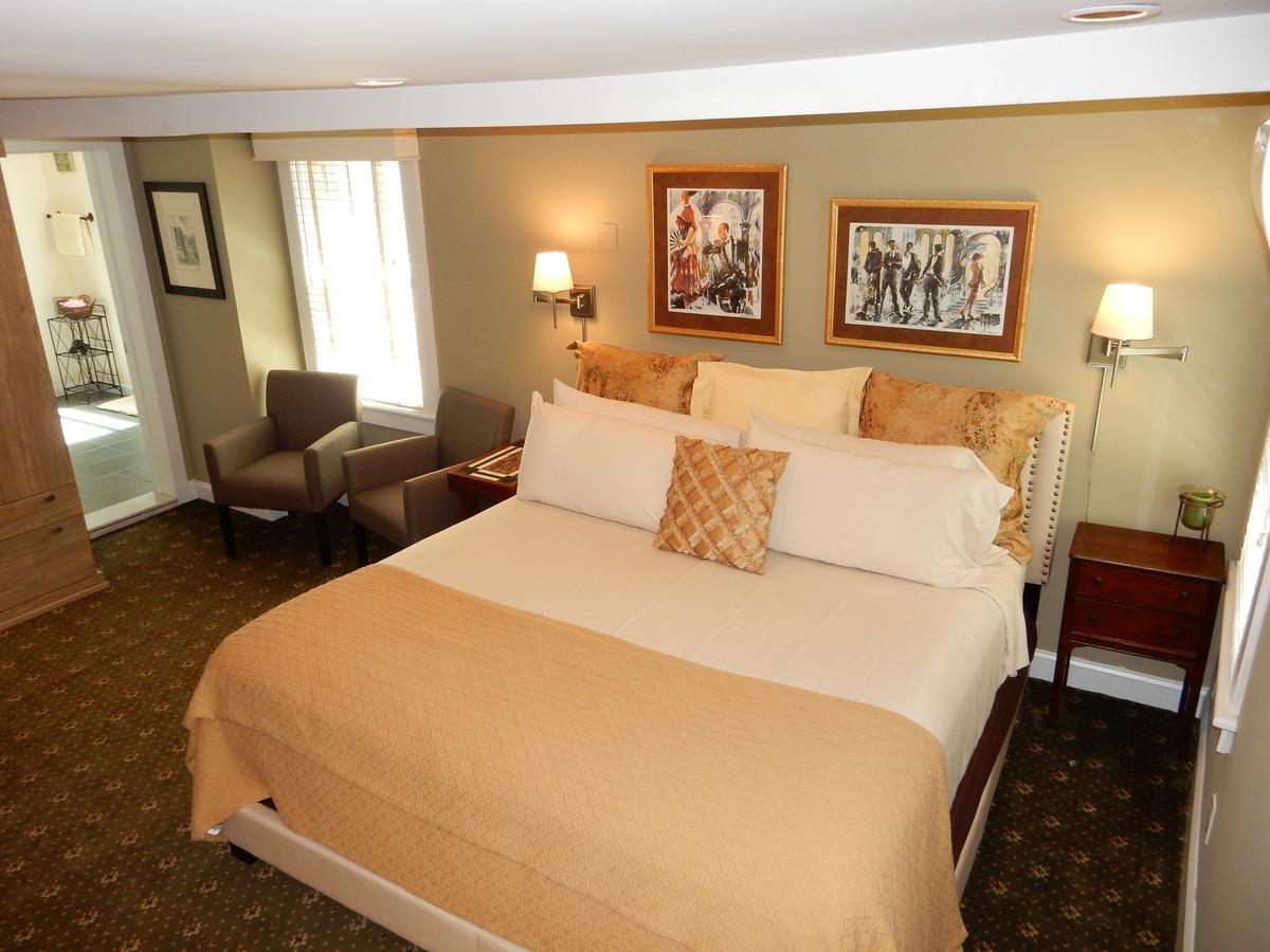 A Butlers Manor Bed and Breakfast Southampton Eksteriør billede